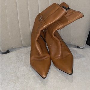 claudia ciutti boots!